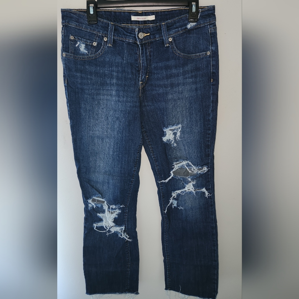 Levi's Cropped Straight Leg Jeans